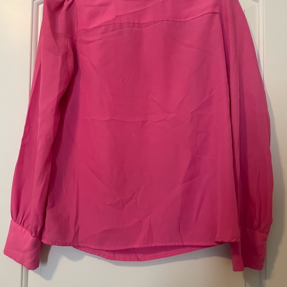 Pink blouse - Picture 2 of 3